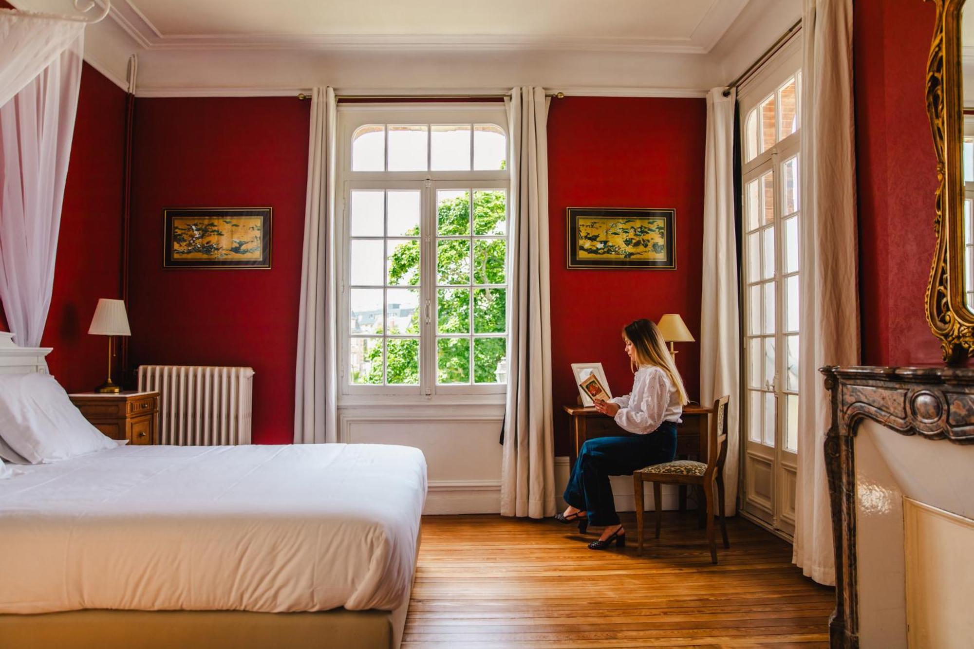 Deluxe Double Room Bath